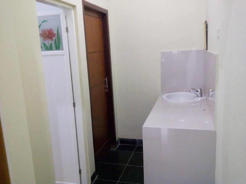 Gm Bali Guest House Kuta  Exterior photo