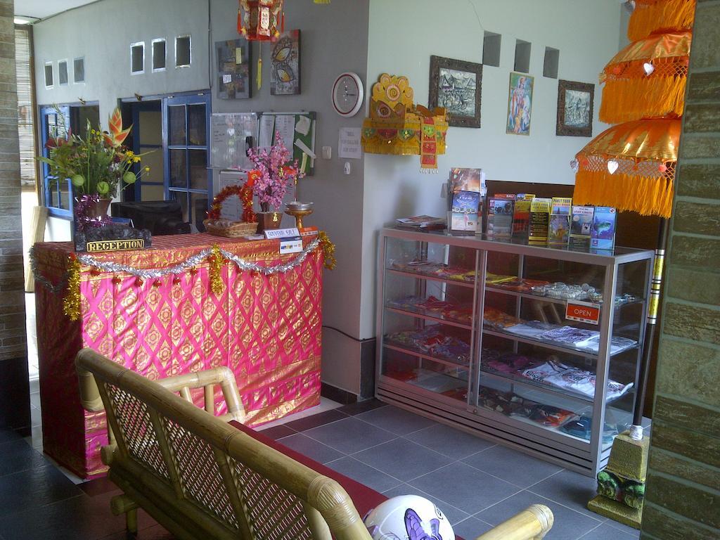 Gm Bali Guest House Kuta  Exterior photo